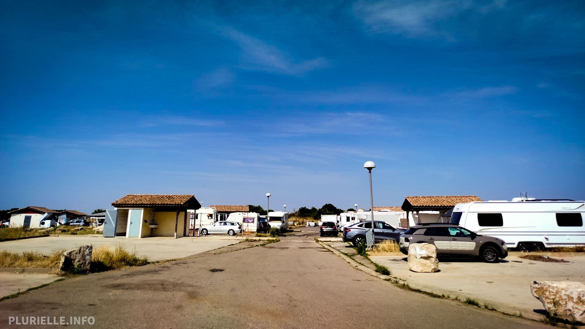 Aire des gens du voyage à Lunel - Photo - Lise Florès