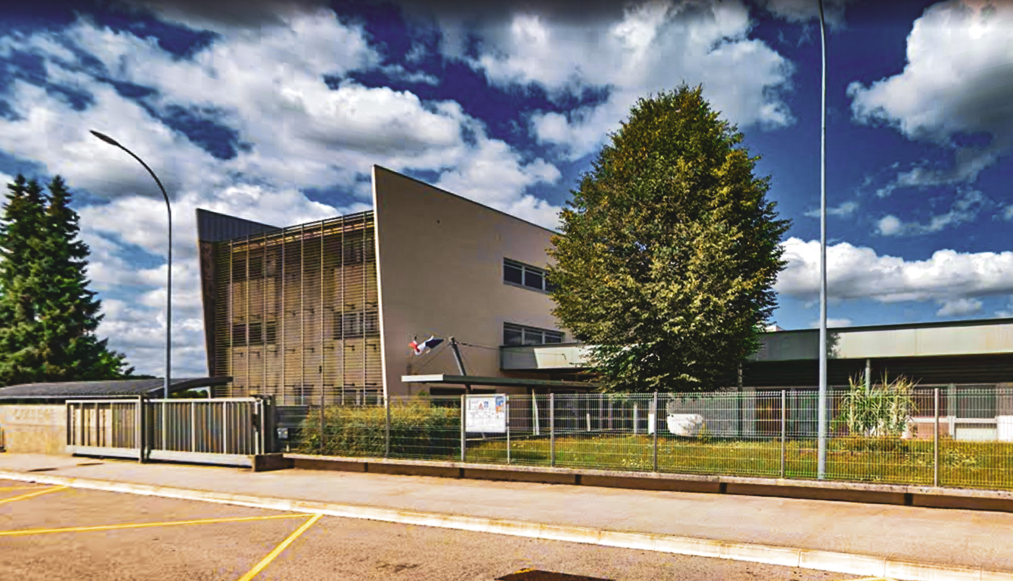 Collège Françoise-Dolto de Nogent - Photo - Gmaps