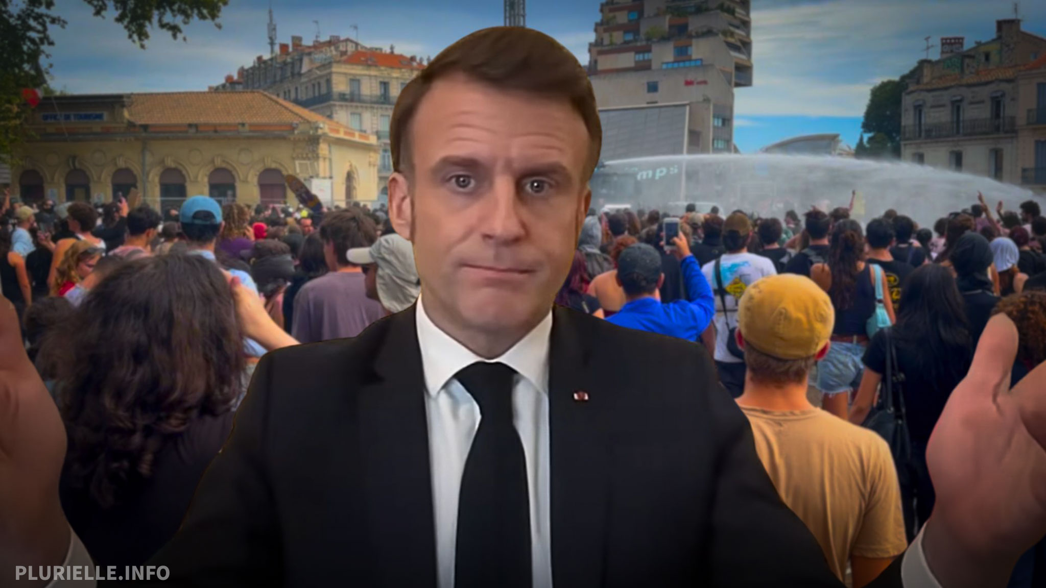 Macron est nu - Photo - PLURIELLE INFO