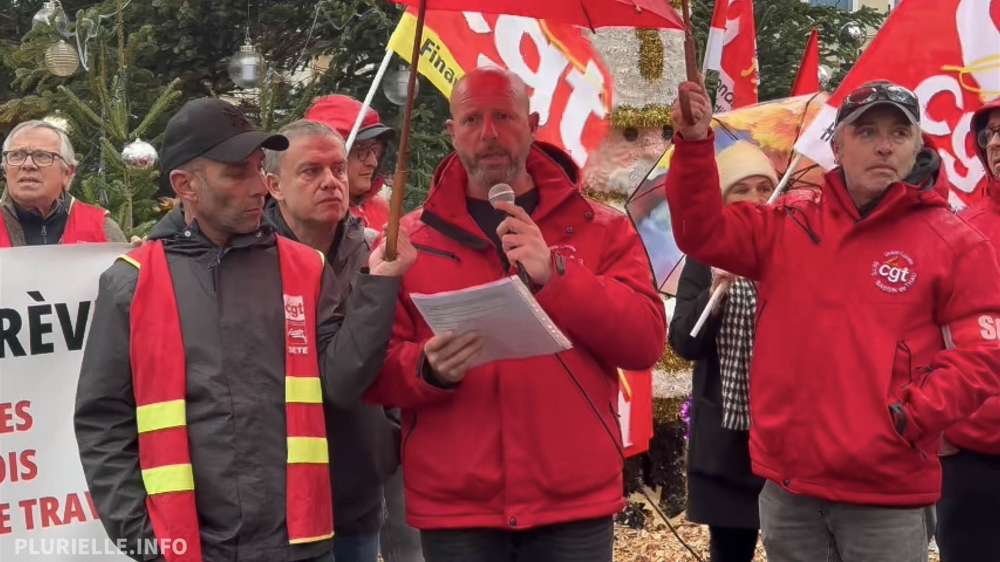 Discours Arnaud Jean CGT 2 décembre 2025 à Sète - Photo - Jean-Philippe Vallespir