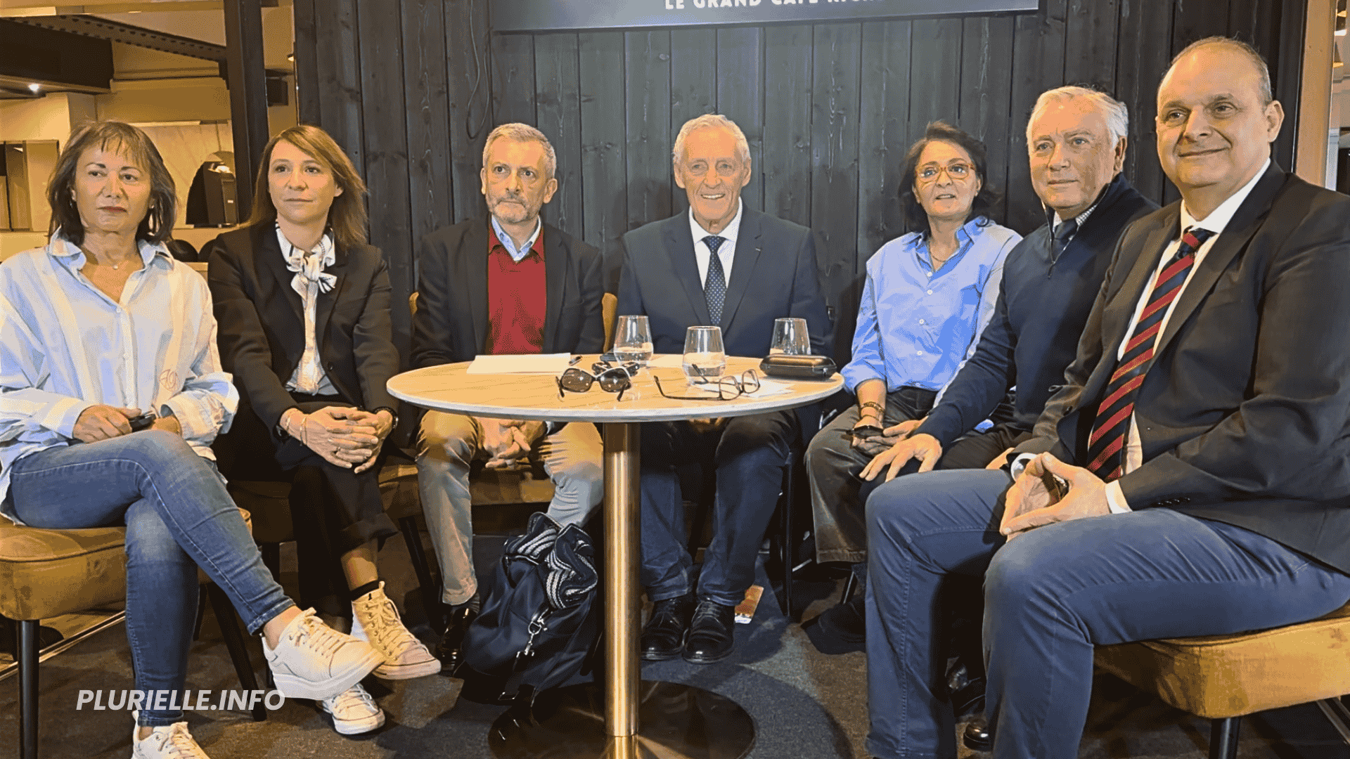 Odette Daudé, Bérengère Dubus, Roger-Yannick Chartier, Philippe Saurel, Mia de Parseval, Roger Naro, Xavier Borg - Photo - JPV PLURIELLE INFO