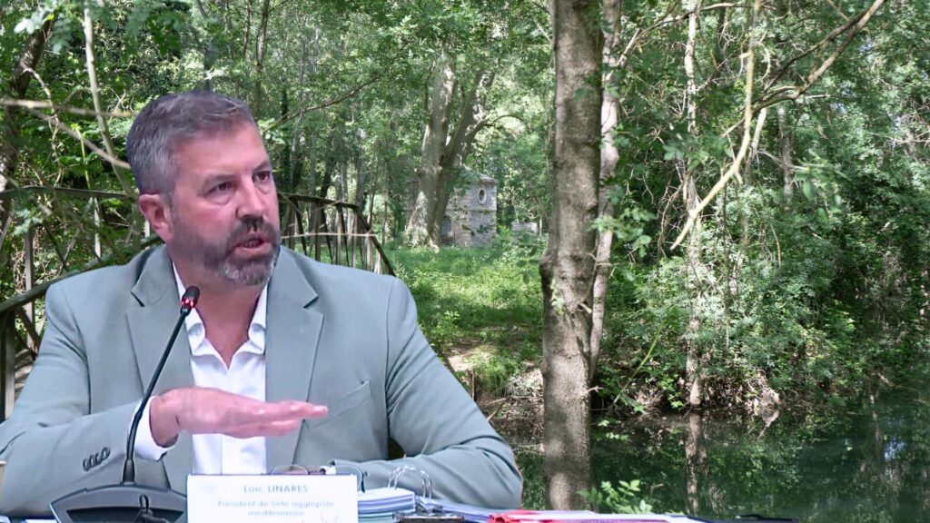 Captage d'Issanka zone de la source principale et Loïc Linares au conseil d'agglo du 23 avril - Photo - PLURIELLE INFO
