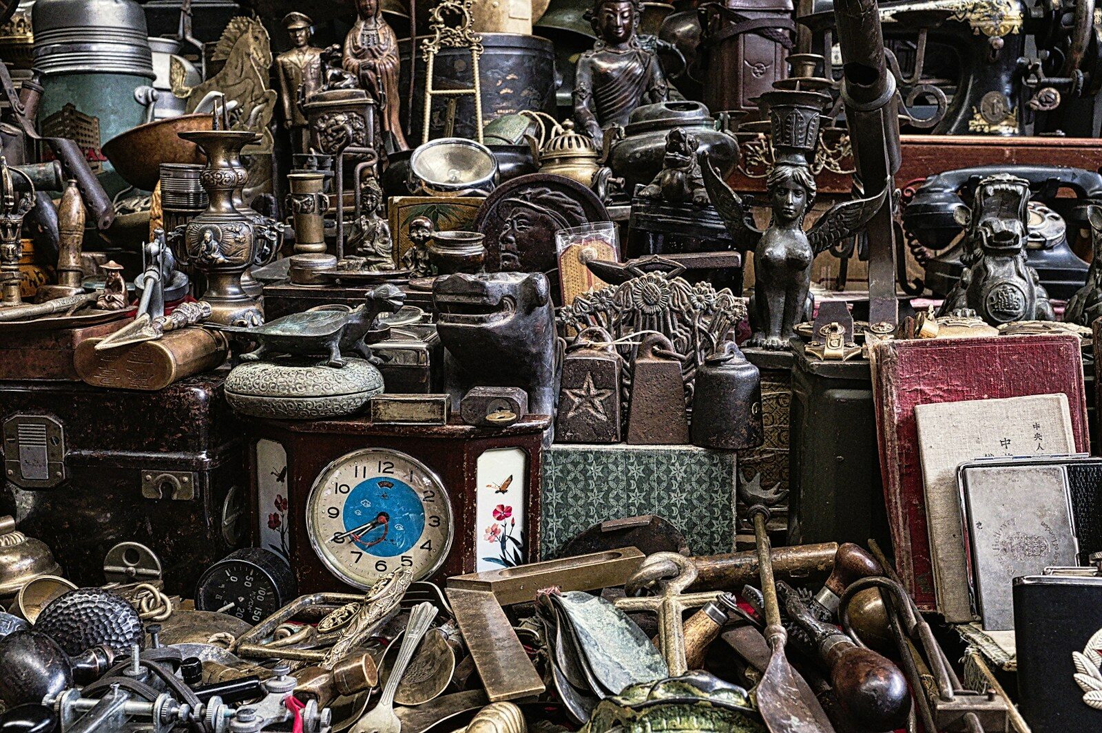 Brocante - Photo - Eric Prouzet