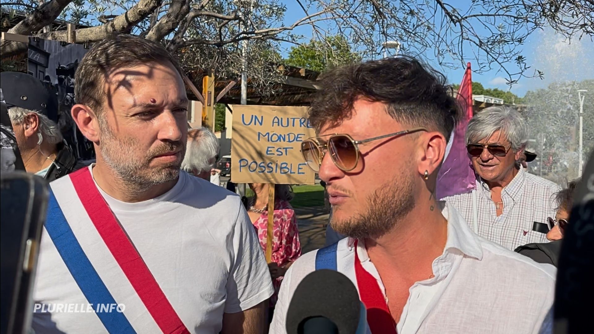 À Vauvert, Thomas Portes et Raphaël Arnault - Photo - JPV / PLURIELLE INFO