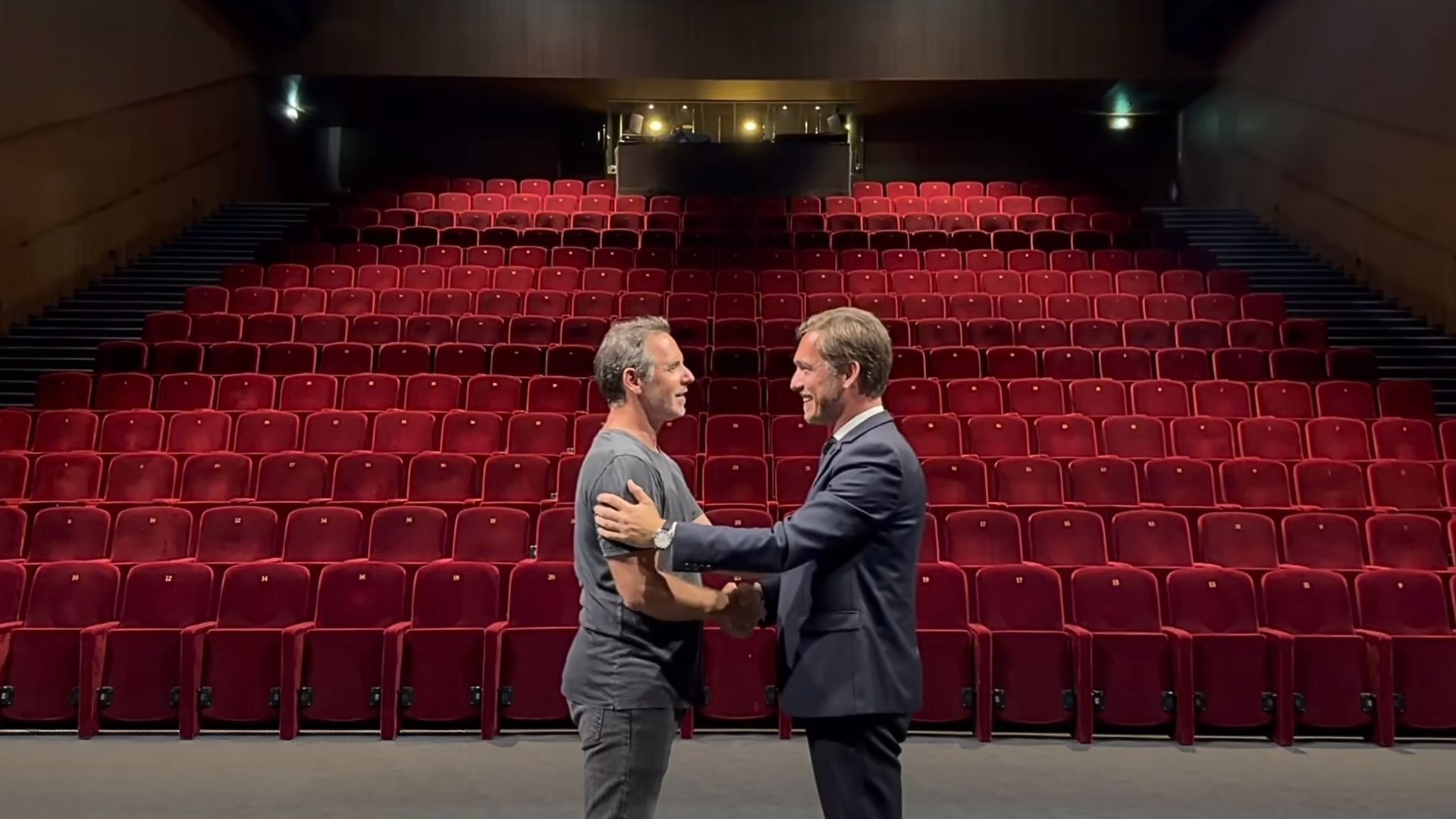 Castelnau-le-Lez et son nouveau directeur de la culture, directeur du Kiasma et comédien - Photo - Flux Insta de la Ville