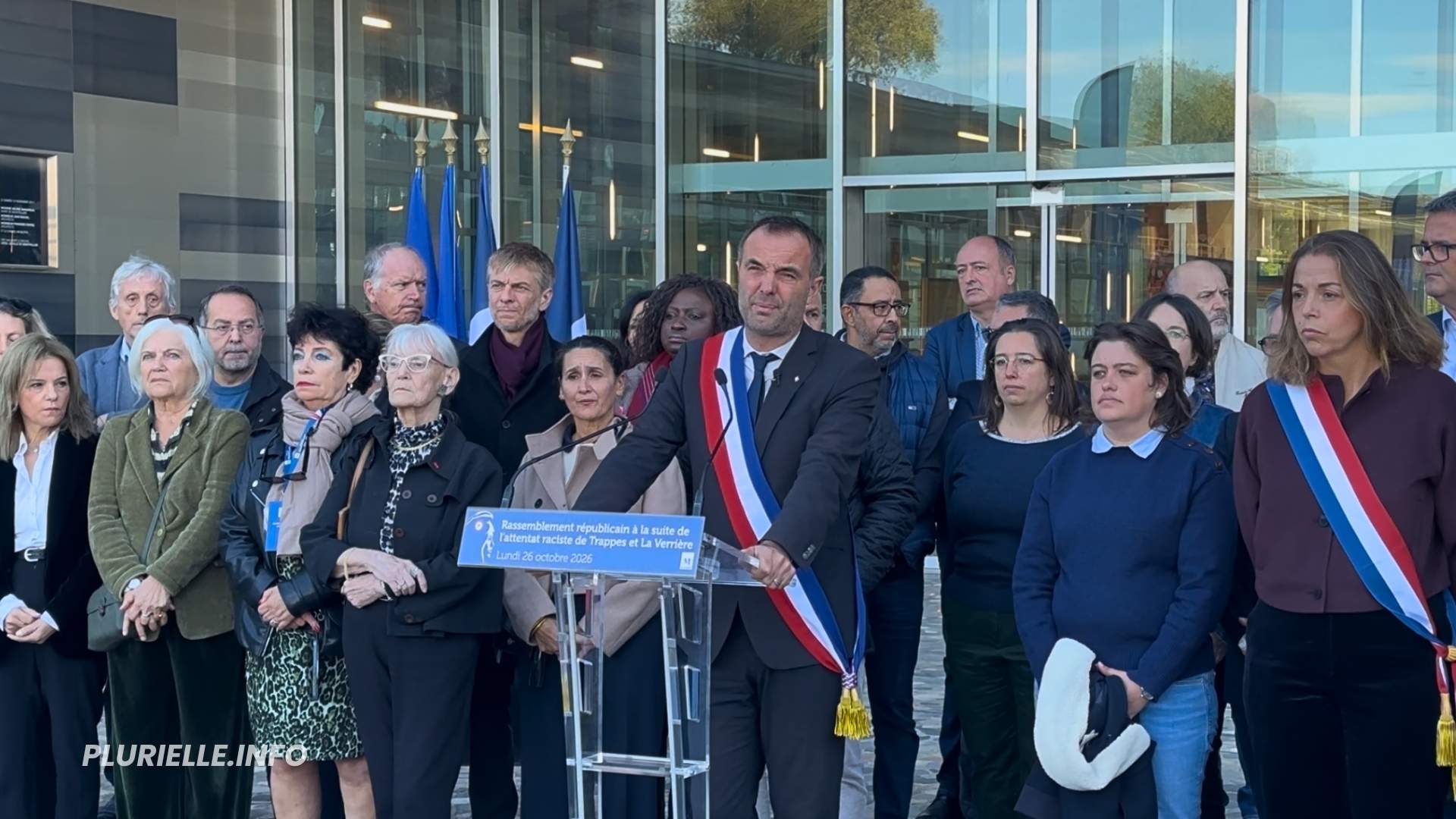 Montpellier : Discours Michaël Delafosse pour rendre hommage aux victimes de l'attentat raciste de Trappes - Photo - JPV PLURIELLE INFO